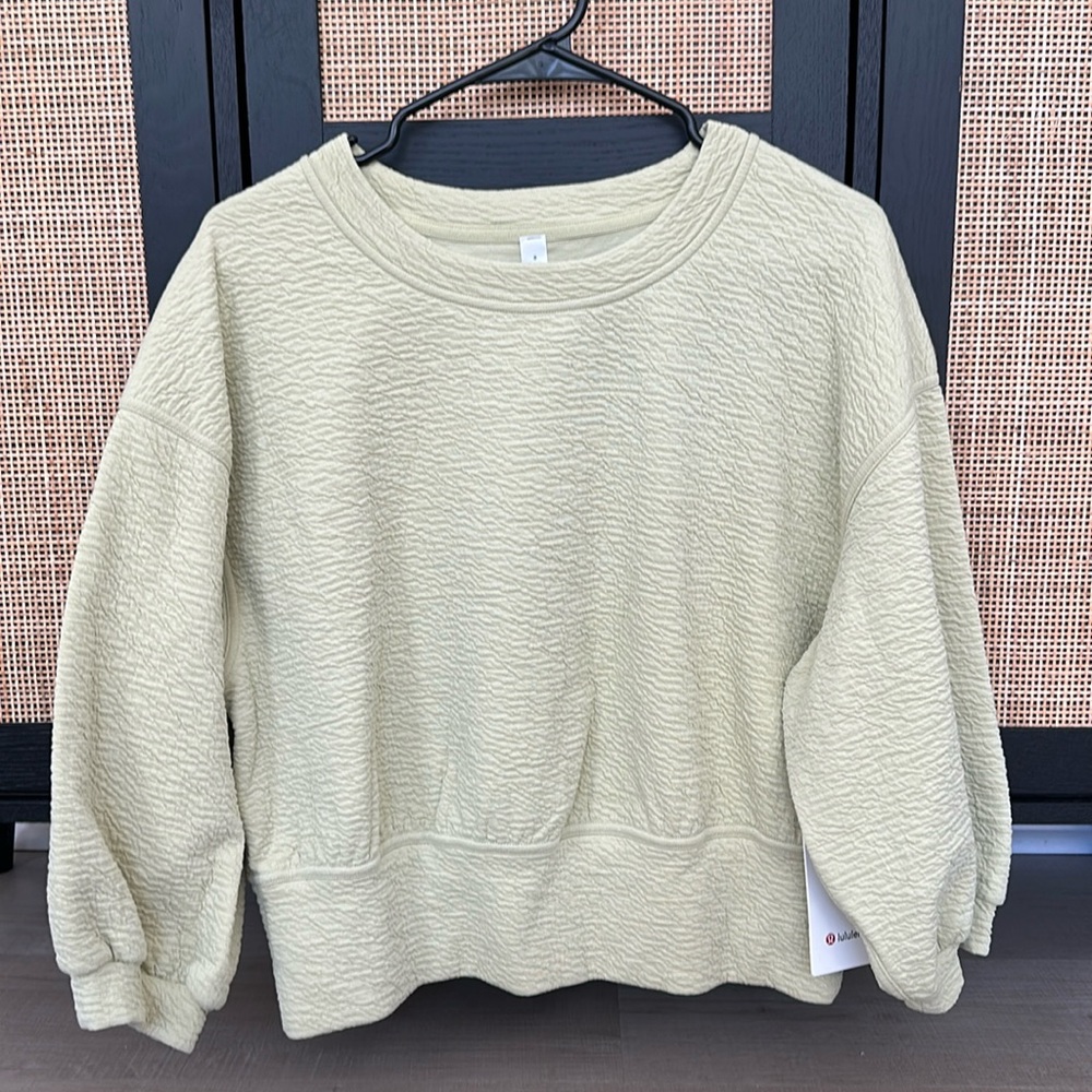 Lululemon Textured Crewneck Pullover NWT